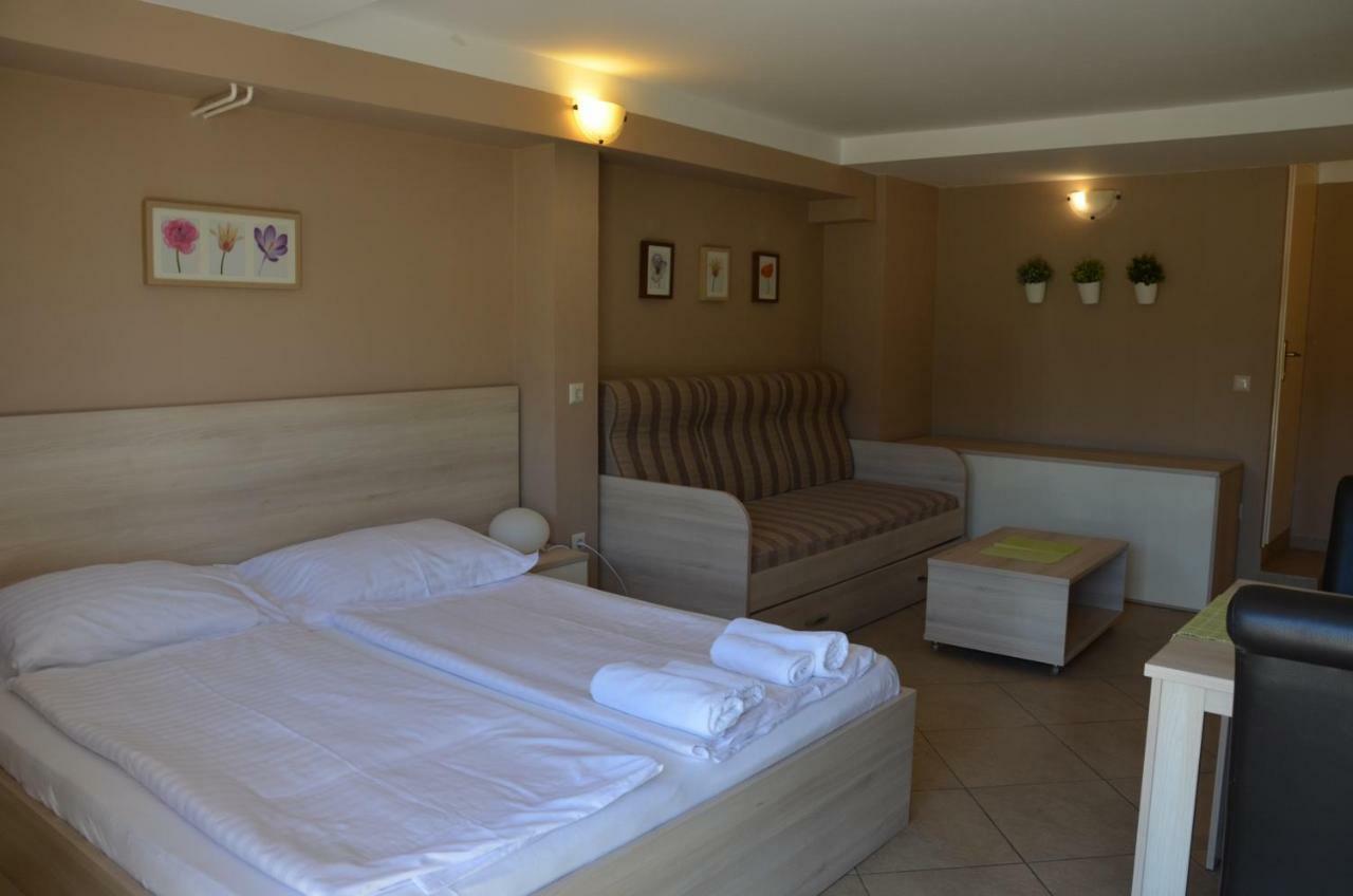Apartments Mango II บัชกา ภายนอก รูปภาพ